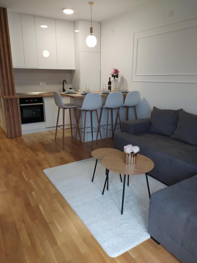 Apartman Milla Lux 노비사드 외부 사진